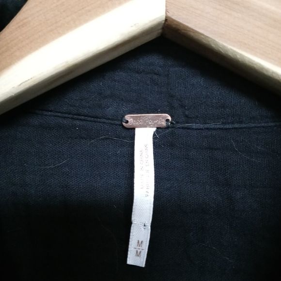 Free People 'Sun Streaks' Tie Front Top - Picture 9 of 12